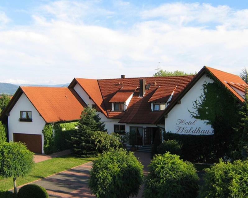 Hotel Waldhaus Hugelsheim Ngoại thất bức ảnh