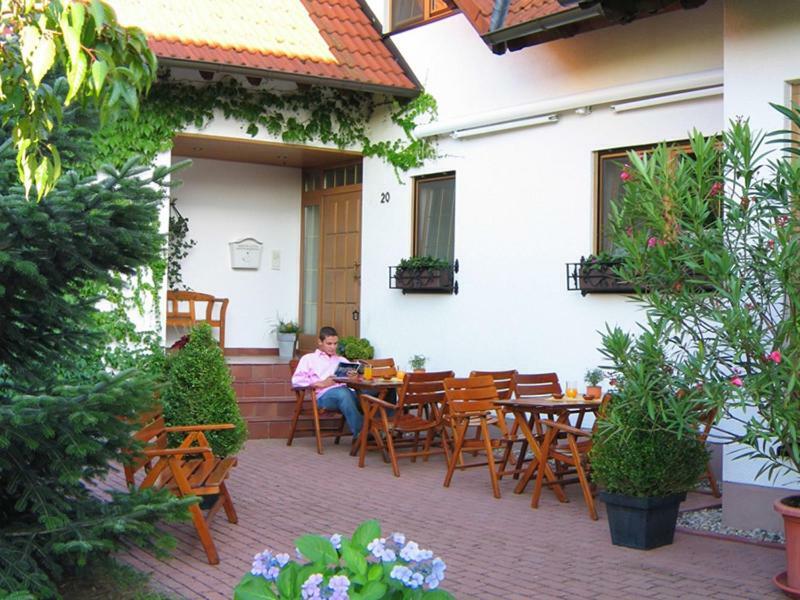 Hotel Waldhaus Hugelsheim Ngoại thất bức ảnh